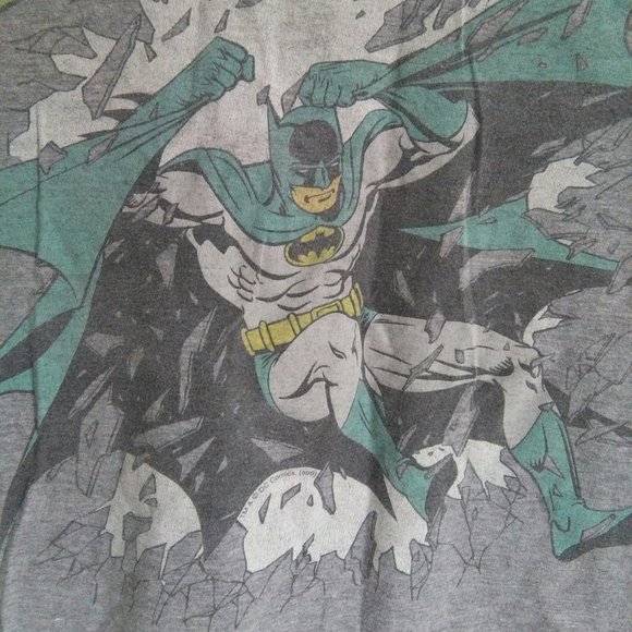 Vintage Style Comic Batman Tee - Picture 2 of 4